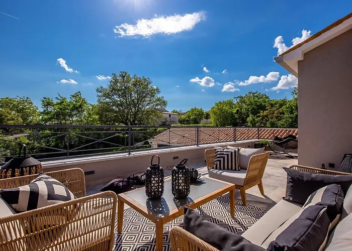 Nautilus Vila Rapavel